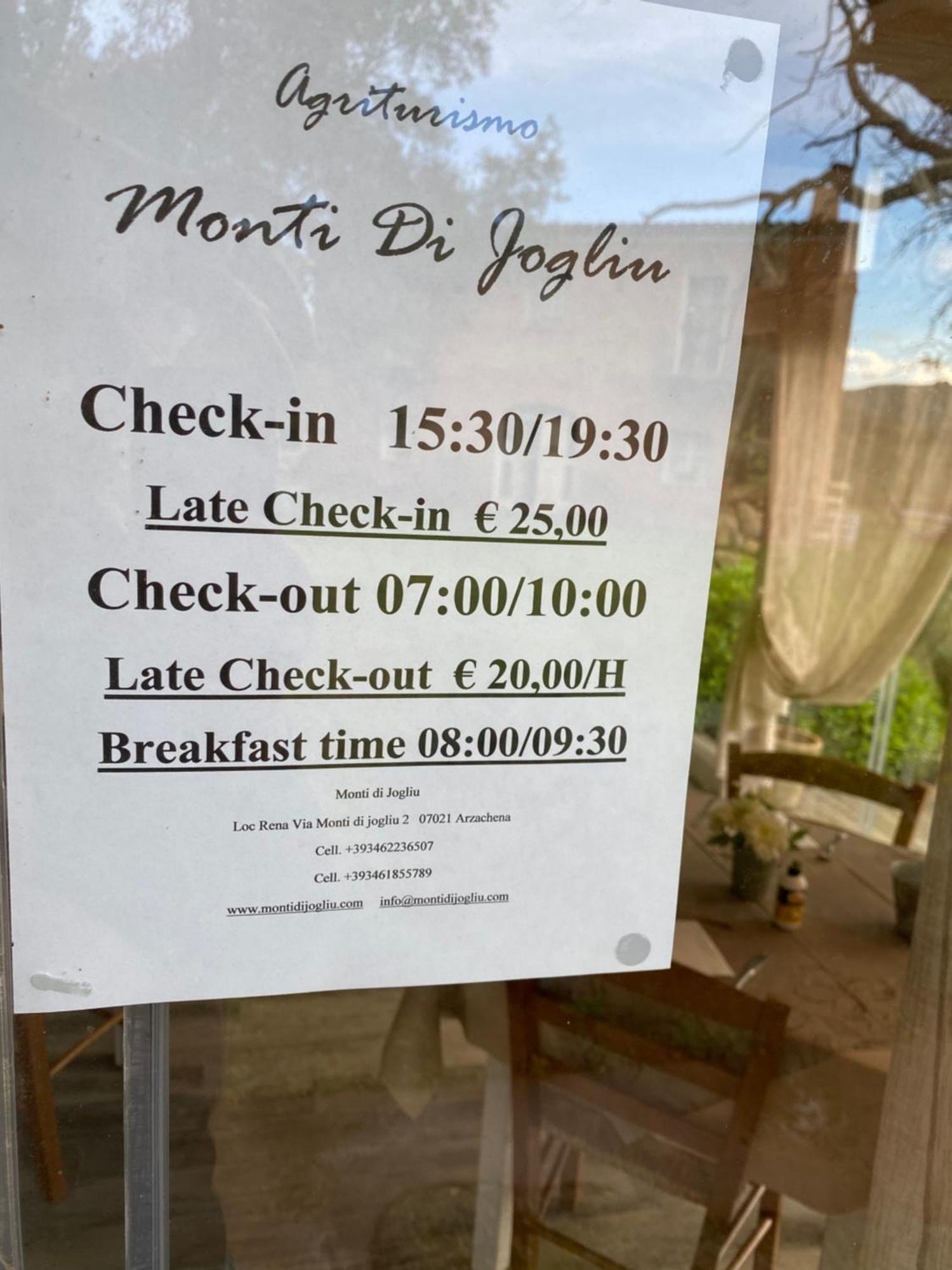 Monti Di Jogliu Villa Arzachena Ngoại thất bức ảnh
