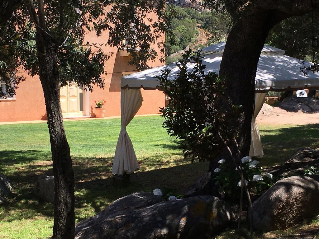 Monti Di Jogliu Villa Arzachena Ngoại thất bức ảnh