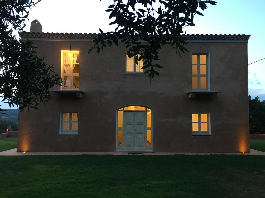 Monti Di Jogliu Villa Arzachena Ngoại thất bức ảnh